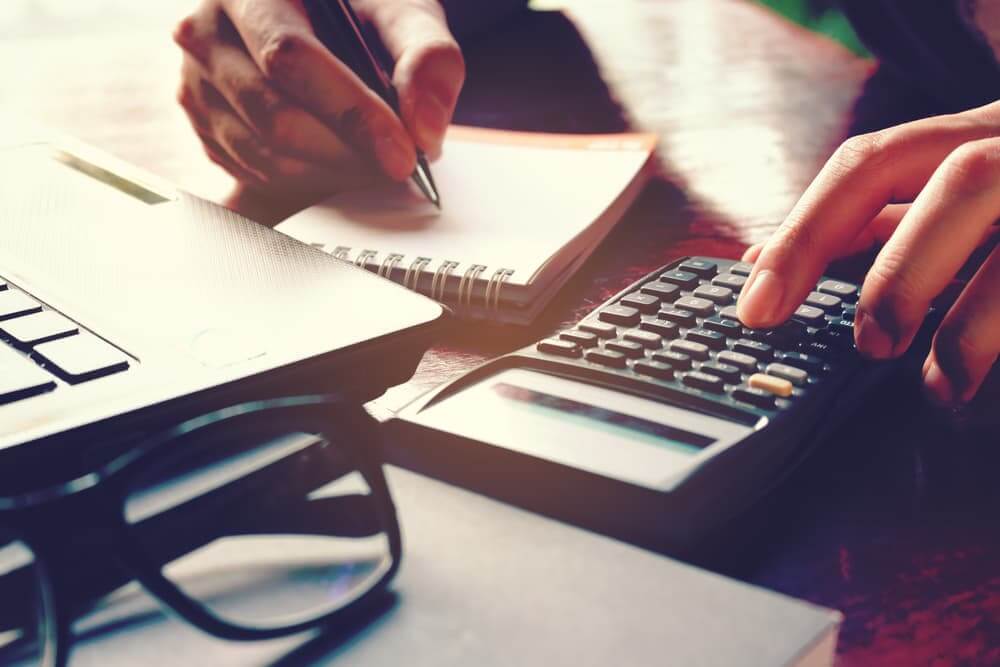 The Advantages of adding benefits to payroll
